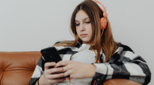 Uma geração que conversa mais com IA do que com pessoas?