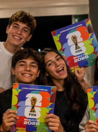 A troca de figurinhas talvez seja uma das redes sociais mais saudáveis da adolescência