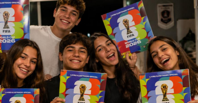 A troca de figurinhas talvez seja uma das redes sociais mais saudáveis da adolescência