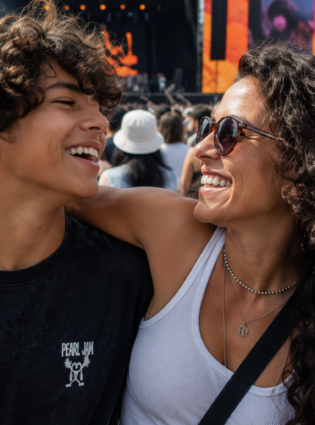 Seu filho gosta das mesmas músicas que você?