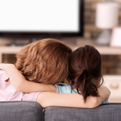 MARATONA MÃE E FILHA – 6 filmes e séries pra assistir com a sua filha e ficar pertinho de novo, sem tela separada
